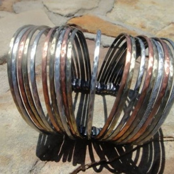 Large Big Chunky Bracelet Bangles Bracelet - Picture 2 of 7